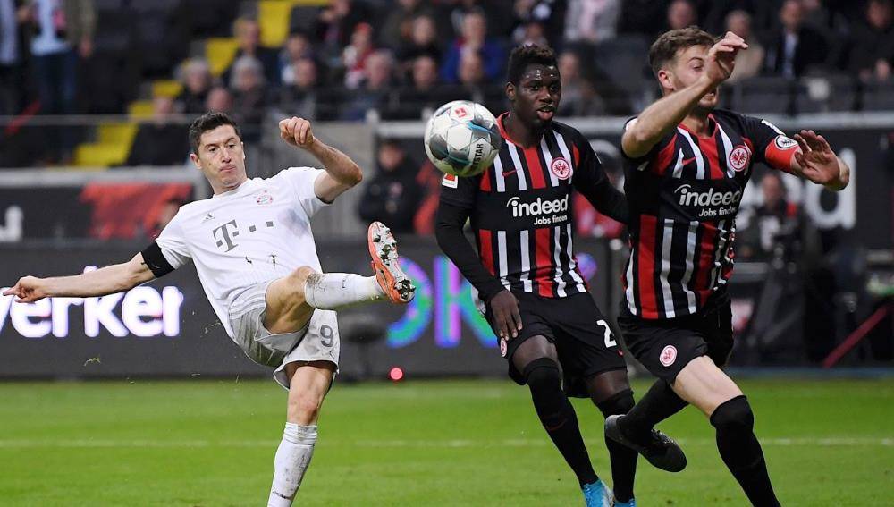 今晚德甲焦点战;那不勒斯门线救险;管理层满意;团队化学反应显著 今晚德甲焦点战;那不勒斯门线救险;管理层满意;团队化学反应显著