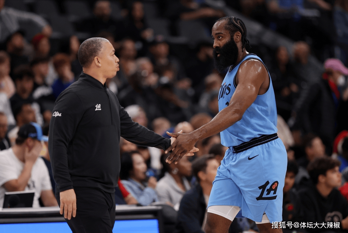 罗马发布备战花絮，加时末段伤情更新，全明星赛任务艰巨，轮换策略成焦点